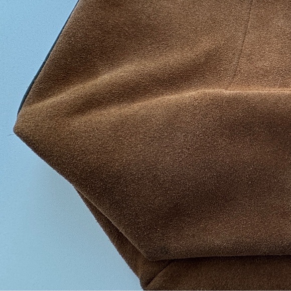 Toteme - Suede Belted Tote Bag - Picture 8 of 10